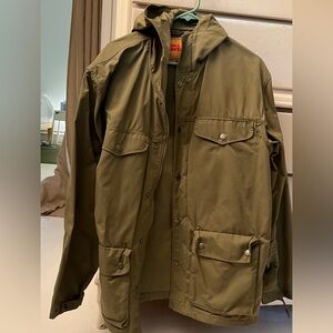Fjallraven 2013 Greenland Jacket G-1000, Olive Green Hooded Men's